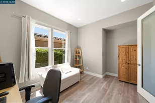 1929 Burgundy Ln, Brentwood, CA 94513 - Photo 38