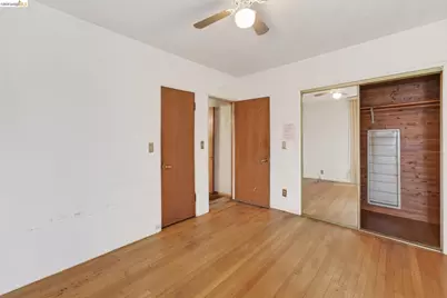 8115 Iris St, Oakland, CA 94605 - Photo 16