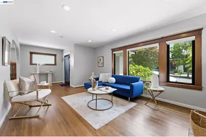 5137 Fairfax Ave, Oakland, CA 94601 - Photo 8