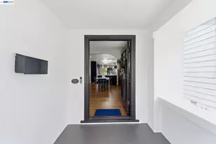 5137 Fairfax Ave, Oakland, CA 94601 - Photo 6