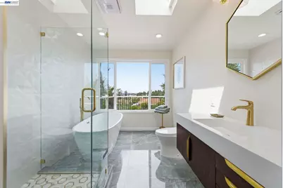 5137 Fairfax Ave, Oakland, CA 94601 - Photo 24