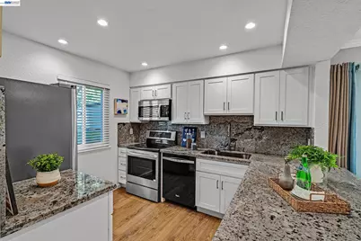 408 Old Orchard Ct, Danville, CA 94526 - Photo 4