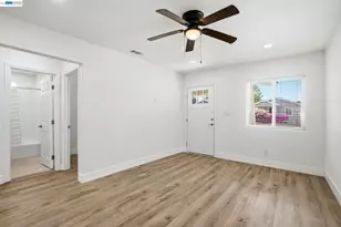 114 C St, Tracy, CA 95376 - Photo 6