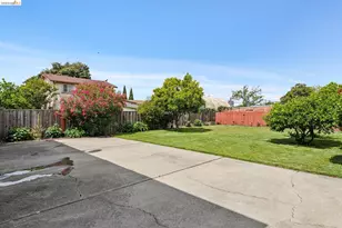1475 166th Ave, Ashland, CA 94578 - Photo 4