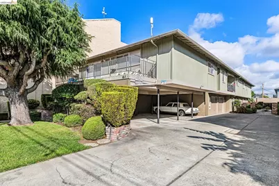 68 Oakes Blvd., San Leandro, CA 94577 - Photo 1