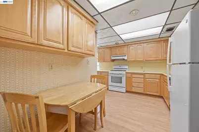 20048 Sapphire St, Castro Valley, CA 94546 - Photo 20