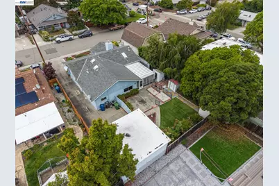 20048 Sapphire St, Castro Valley, CA 94546 - Photo 46
