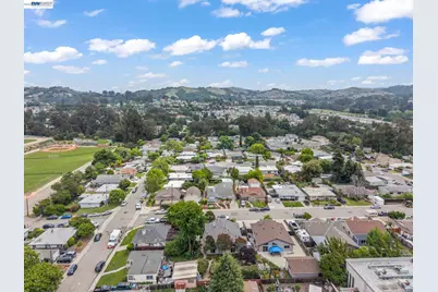 20048 Sapphire St, Castro Valley, CA 94546 - Photo 40