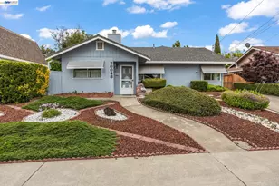 20048 Sapphire St, Castro Valley, CA 94546 - Photo 2