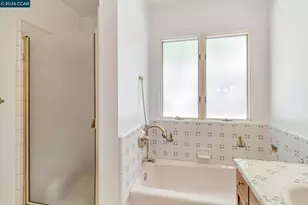 74 Yarrow Valley Ln, Orinda, CA 94563 - Photo 36