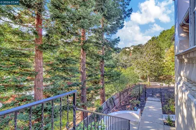 74 Yarrow Valley Ln, Orinda, CA 94563 - Photo 52