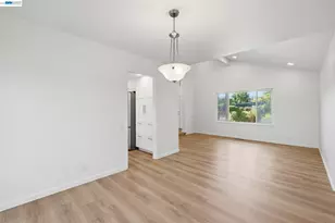 861 St John Cir, Concord, CA 94518 - Photo 22