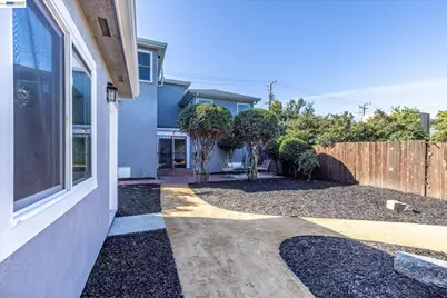 955 Virginia St, Berkeley, CA 94710 - Photo 28
