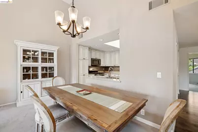 8 Pomfret Walk, Pleasant Hill, CA 94523 - Photo 8