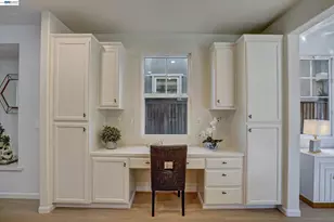 530 Cottage Park Dr, Hayward, CA 94544 - Photo 8