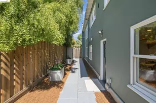 2210 Browning St, Berkeley, CA 94702 - Photo 40