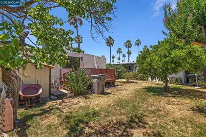 8181 Folsom Blvd #39, Sacramento, CA 95826 - Photo 34