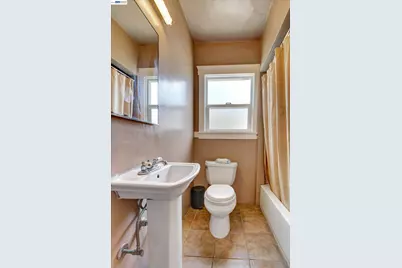 2007 57th Ave, Oakland, CA 94621 - Photo 36