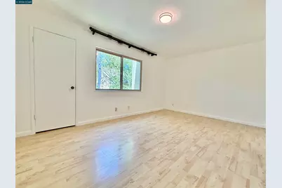 111 Ascot Ct #C, Moraga, CA 94556 - Photo 20