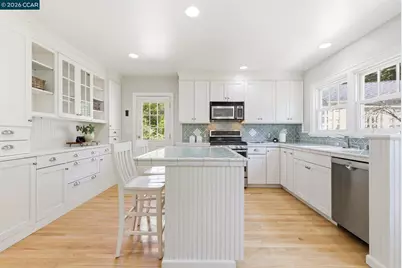 425 Lakewood Cir, Walnut Creek, CA 94598 - Photo 8