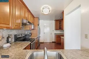 624 Primrose Terrace, Pinole, CA 94564 - Photo 30