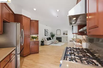 166 Catalina Drive, Hercules, CA 94547 - Photo 10