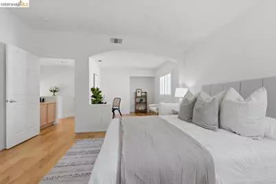 166 Catalina Drive, Hercules, CA 94547 - Photo 22