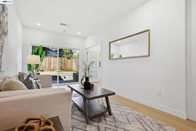 2638 Eaton Ave, Redwood City, CA 94062 - Photo 8