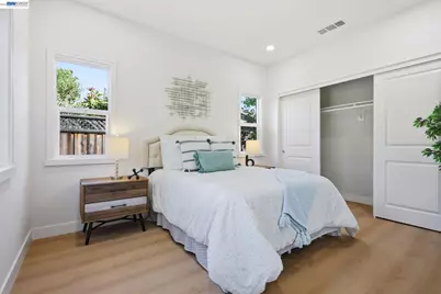 2638 Eaton Ave, Redwood City, CA 94062 - Photo 16