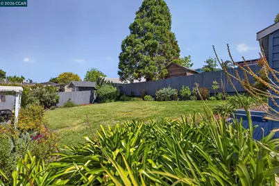 914 Vine Ave, Martinez, CA 94553 - Photo 36