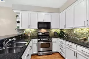 4252 Clarinbridge Cir, Dublin, CA 94568 - Photo 14
