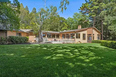 90 Overhill Rd, Orinda, CA 94563 - Photo 52