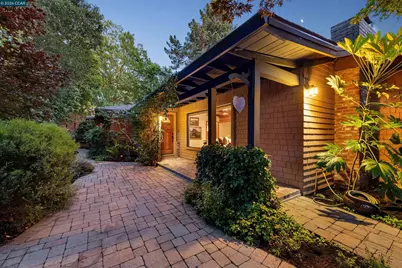 90 Overhill Rd, Orinda, CA 94563 - Photo 2