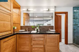 90 Overhill Rd, Orinda, CA 94563 - Photo 40