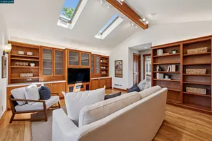 90 Overhill Rd, Orinda, CA 94563 - Photo 46