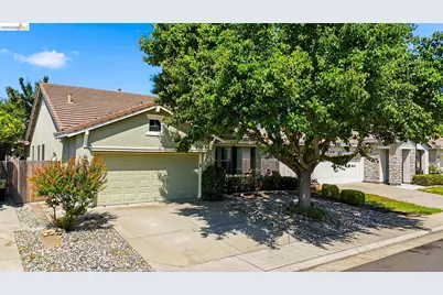 10052 Tittle Way, Elk Grove, CA 95757 - Photo 2