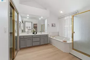 1137 Hidden Meadow Pl, Manteca, CA 95337 - Photo 30