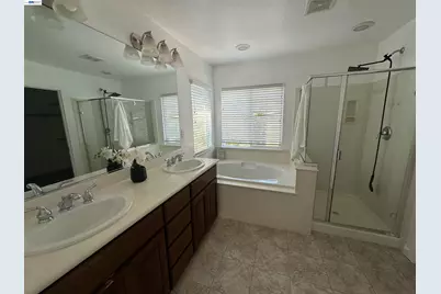 140 Brilloso Ln, Mountain House, CA 95391 - Photo 34