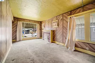 10737 Pearmain St, Oakland, CA 94603 - Photo 8