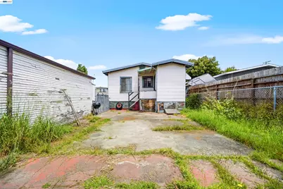 10737 Pearmain St, Oakland, CA 94603 - Photo 18
