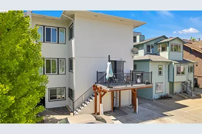2832 Summit St, Oakland, CA 94609 - Photo 18