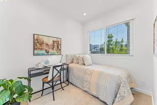 2832 Summit St, Oakland, CA 94609 - Photo 8