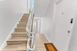 2832 Summit St, Oakland, CA 94609 - Photo 16