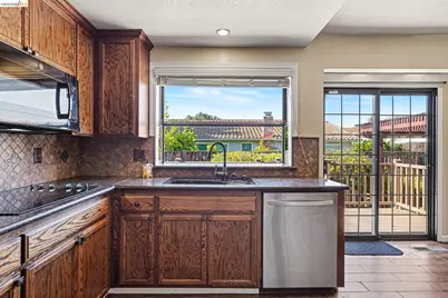 1627 Geyser Cir, Antioch, CA 94509 - Photo 10