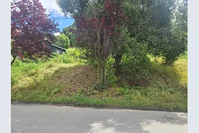 3210 Courtland, Oakland, CA 94619 - Photo 2