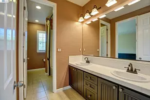 2746 Montego Bay St, Pittsburg, CA 94565 - Photo 22