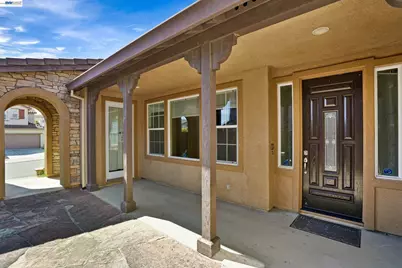 2746 Montego Bay St, Pittsburg, CA 94565 - Photo 40