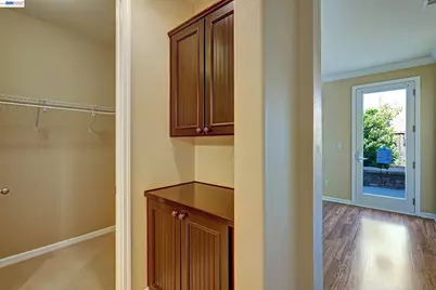 2746 Montego Bay St, Pittsburg, CA 94565 - Photo 32