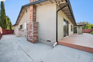 901 Helix Dr, Concord, CA 94518 - Photo 30