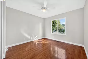 901 Helix Dr, Concord, CA 94518 - Photo 22